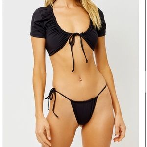 Frankie’s bikinis black set